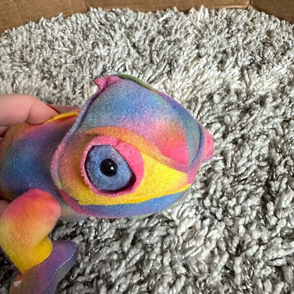Wild Republic Tie Dye Iguana Chameleon Lizard Rainbow Plush Stuffed Animal - Picture 4 of 9